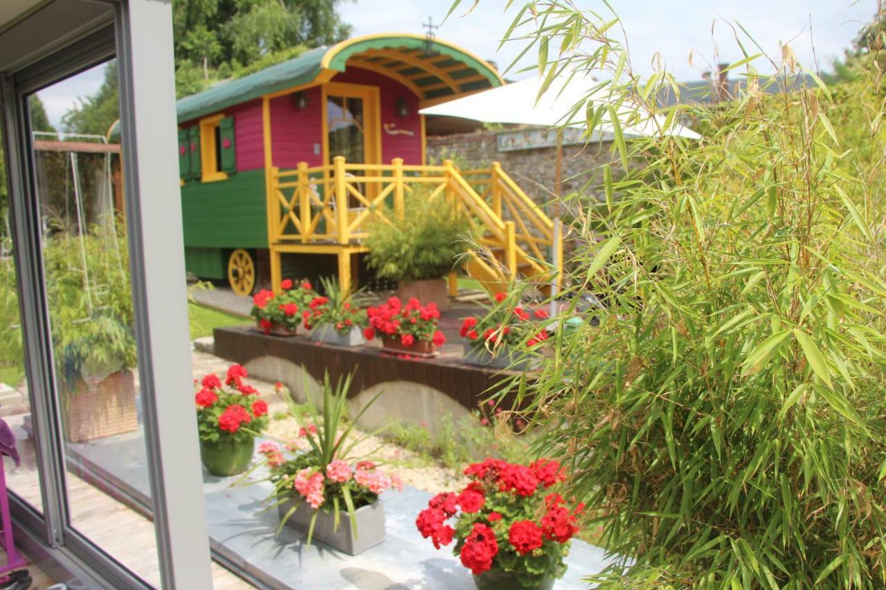 Bed and Breakfast Roulotte La Dominique Romery  Exterior foto